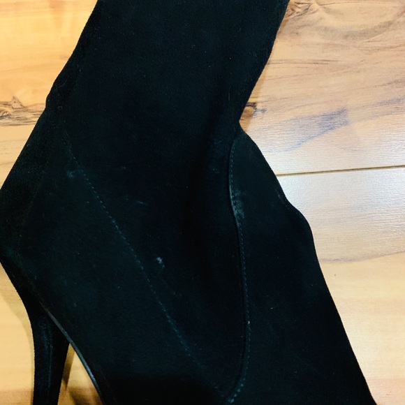 Stuart Weitzman Jefe Suede Boot - Picture 7 of 14